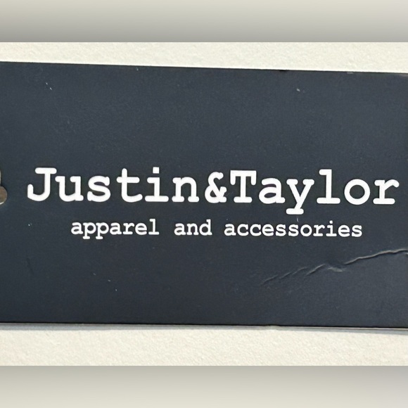 NWT! Beautiful floral flowy kimono duster top - one size - Justin & Taylor - Picture 12 of 13